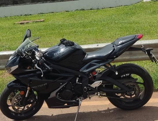 TRIUMPH DAYTONA 675 ABS 